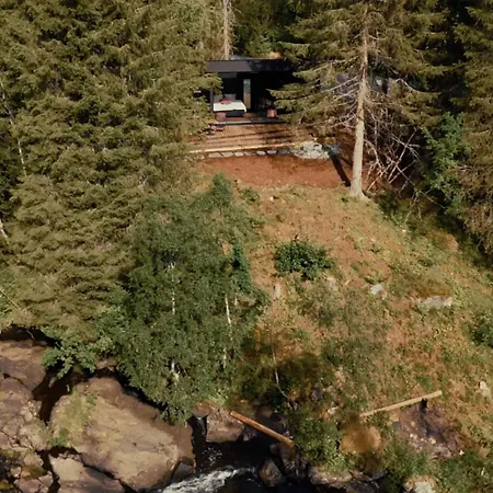 Scandinavian Luxury In The Wild